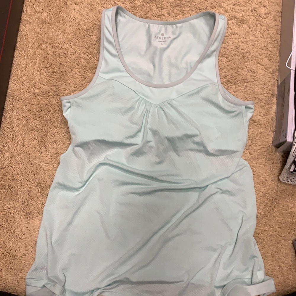 Athleta mesh work out top with built in bra - L